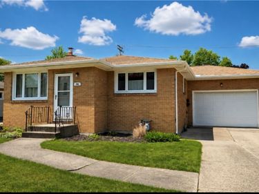 36 Jamaica Lane , Buffalo, NY 14225