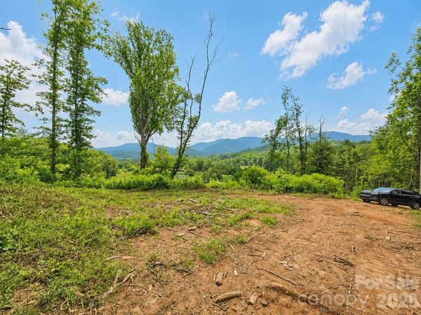 275 Sorrells Cove Road , Waynesville, NC 28786