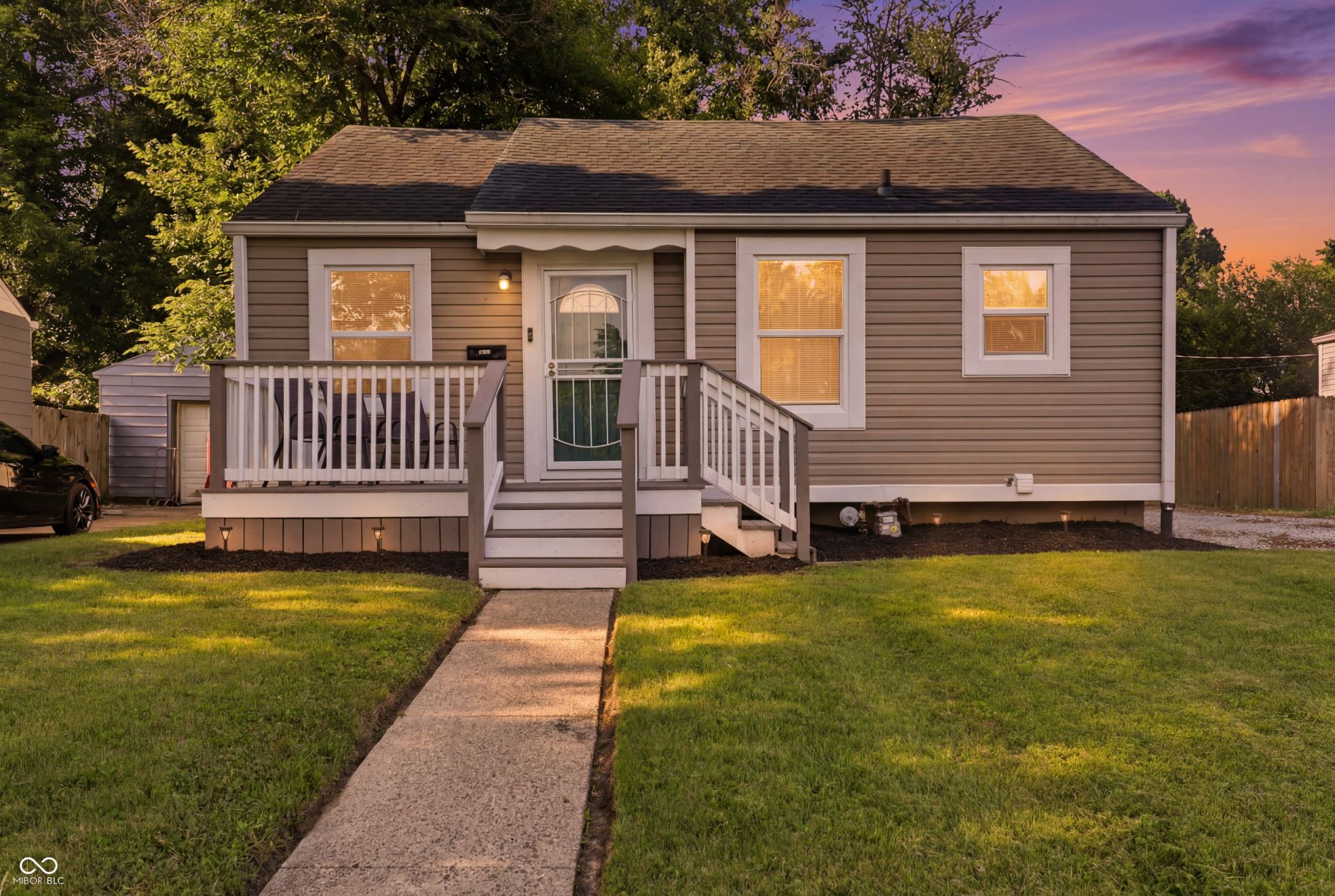 5305 E 19th Place, Indianapolis, IN 46218 Main Photo
