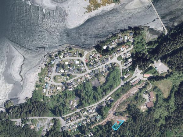 16926 Beachview Close , Port Renfrew, BC V0S 1K0