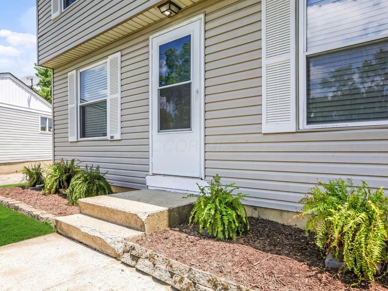1788 Winding Field Street, Columbus, OH 43223 Photo 4