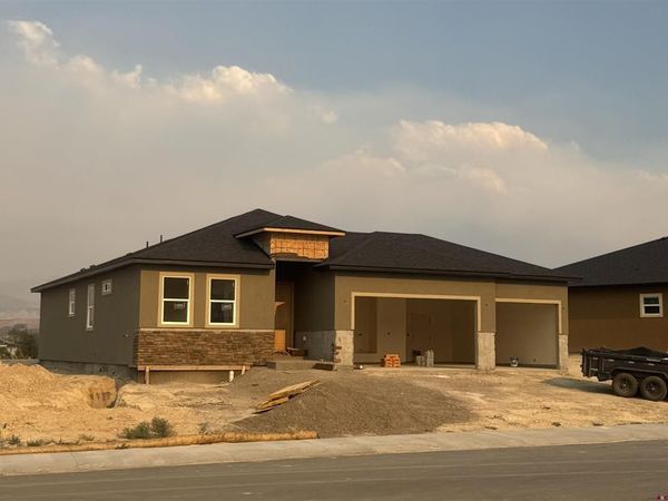 3805 Chestnut Drive, Montrose, CO 81401