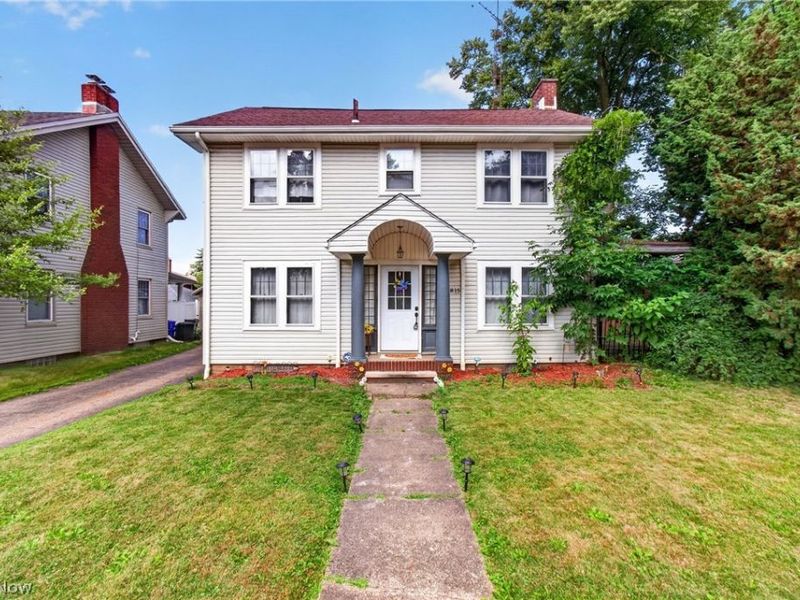 1815 Harvard Avenue NW, Canton, OH 44709 Photo 1