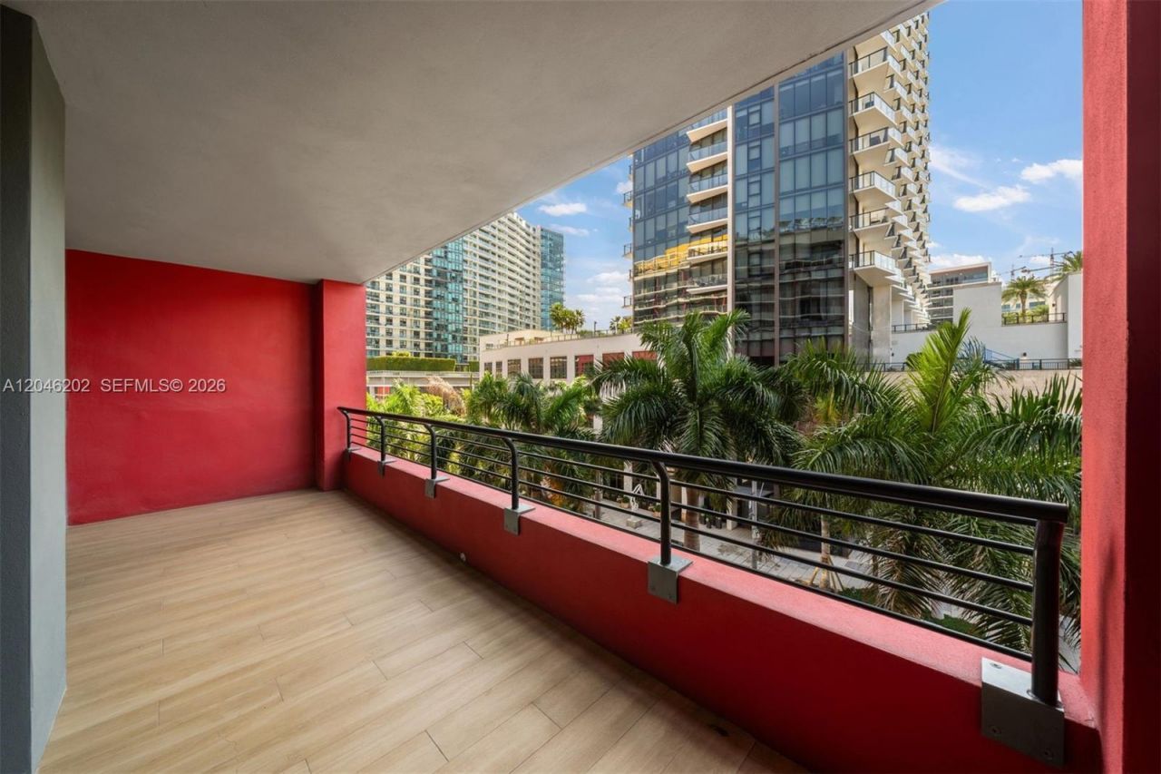 90 NE 32nd, Unit 404, Miami, FL 33127 Photo