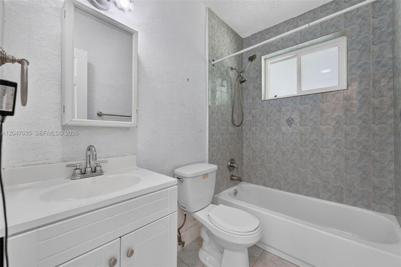 17841 SW 112th Pl , Miami, FL 33157 Photo