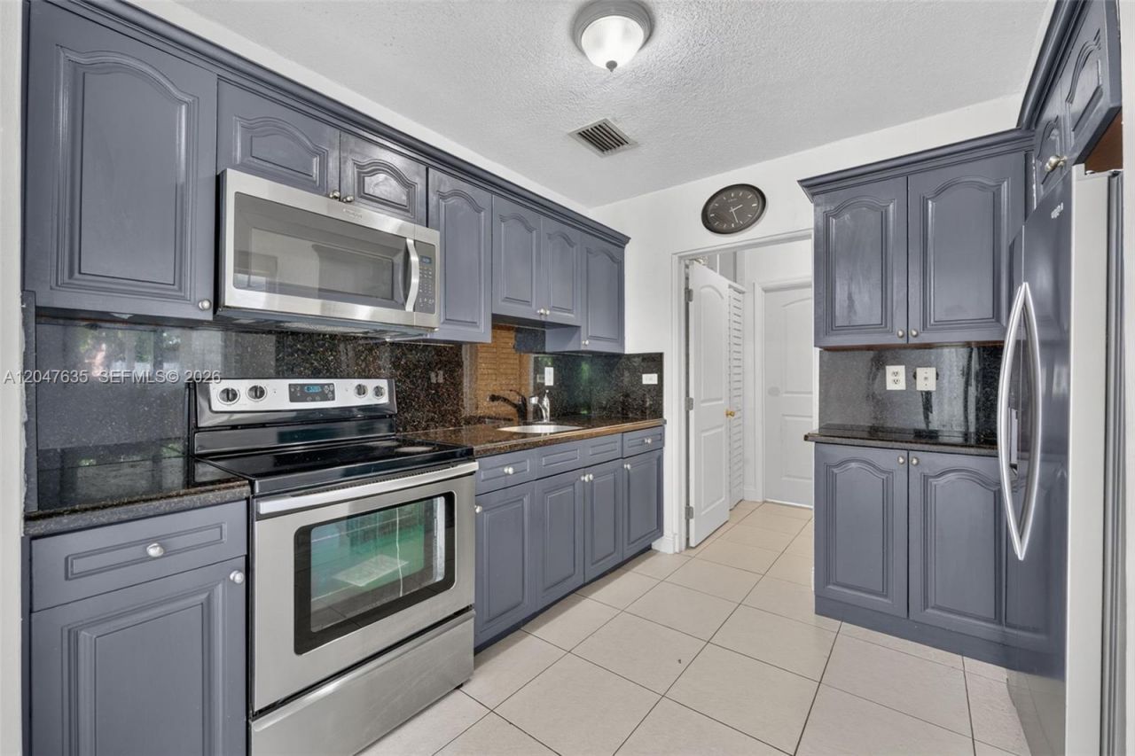 17841 SW 112th Pl , Miami, FL 33157 Photo