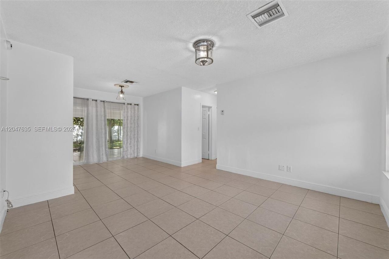 17841 SW 112th Pl , Miami, FL 33157 Photo
