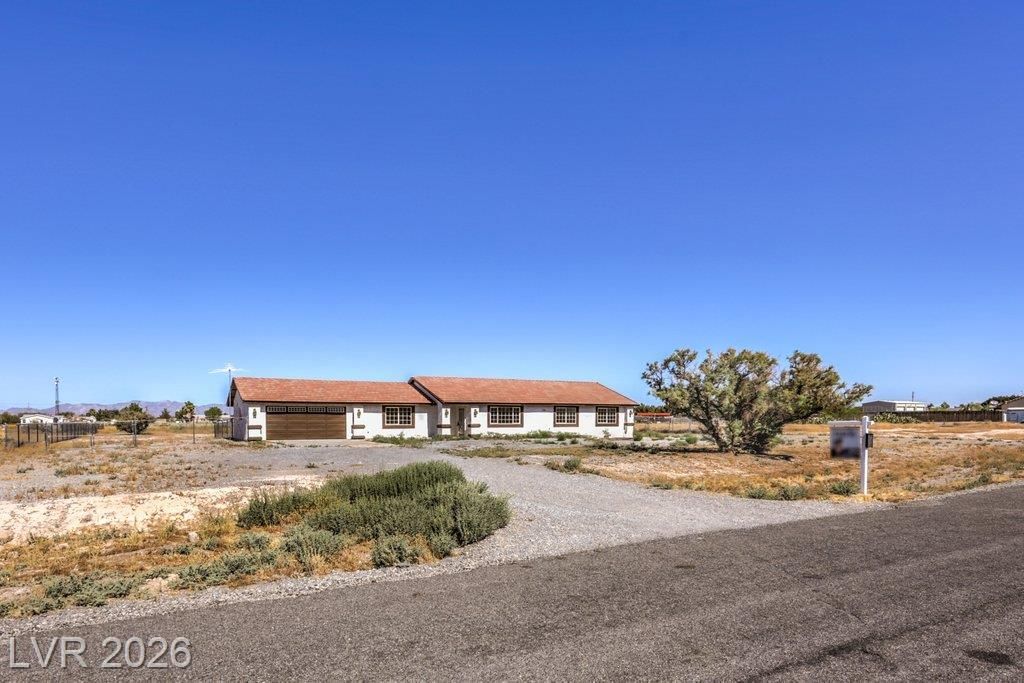 3950 S Rainbow Avenue, Pahrump, NV 89048 Main Photo