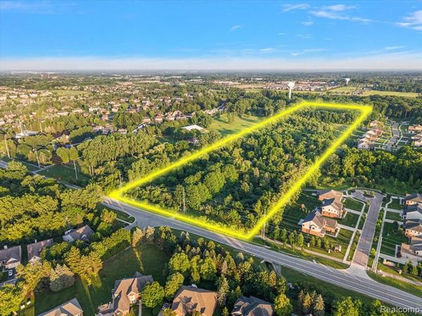 48151 6 Mile Road , Northville Twp, MI 48168