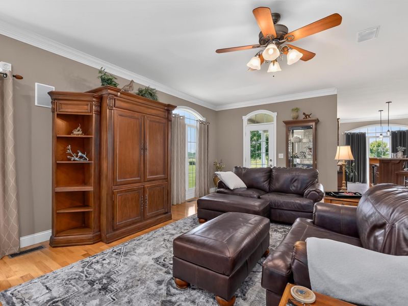 102 Harbour Pointe Drive, Williamstown, KY 41097 Photo 11