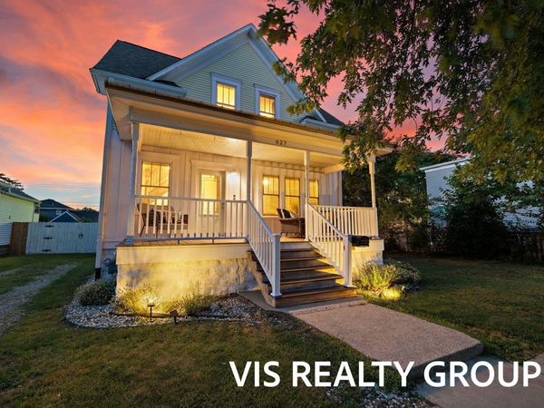 627 Fulton Avenue, Grand Haven, MI 49417