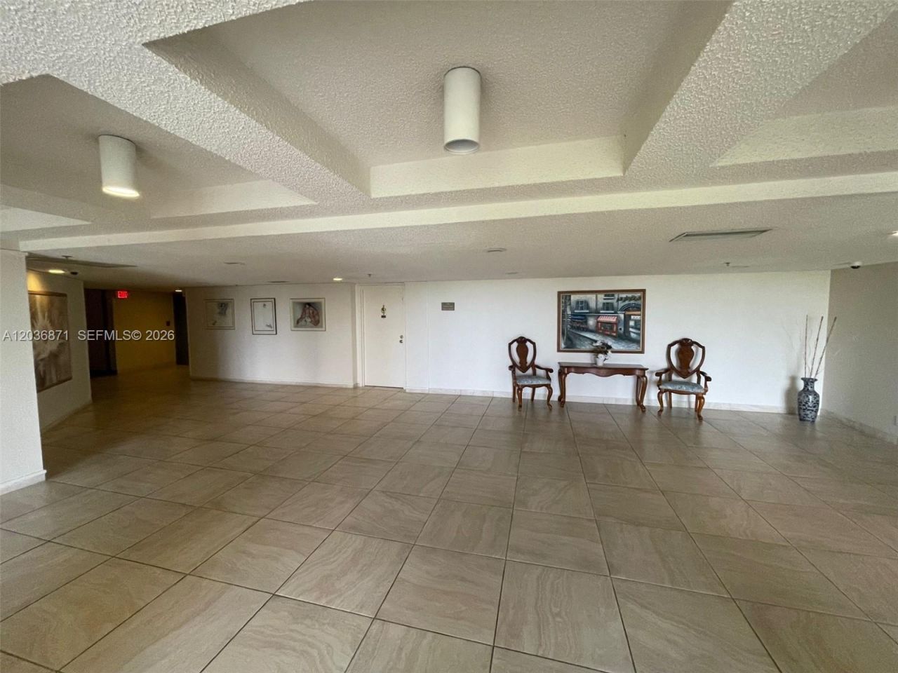 16300 Golf Club Rd , Unit 508, Weston, FL 33326 Photo