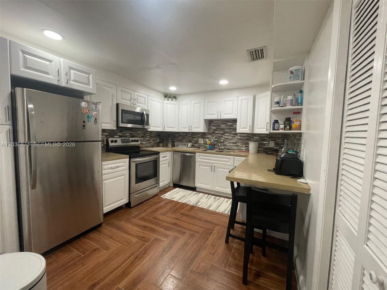16300 Golf Club Rd , Unit 508, Weston, FL 33326 Photo