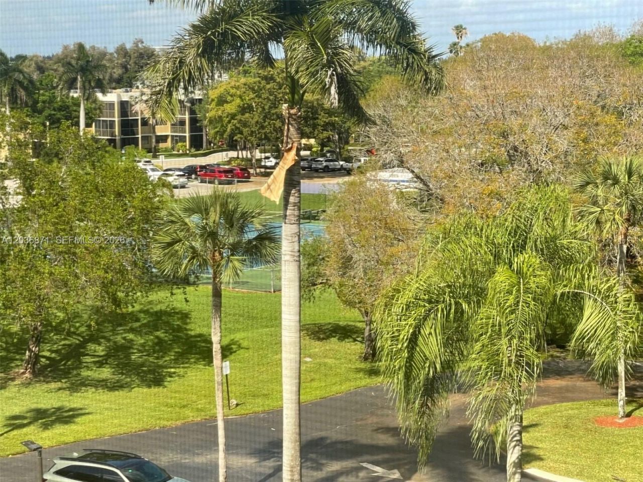 16300 Golf Club Rd , Unit 508, Weston, FL 33326 Photo