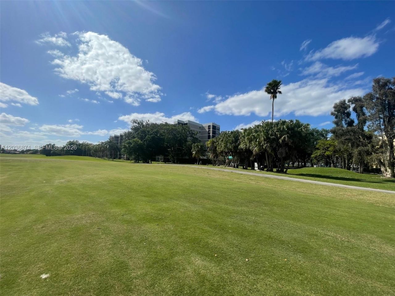 16300 Golf Club Rd , Unit 508, Weston, FL 33326 Photo