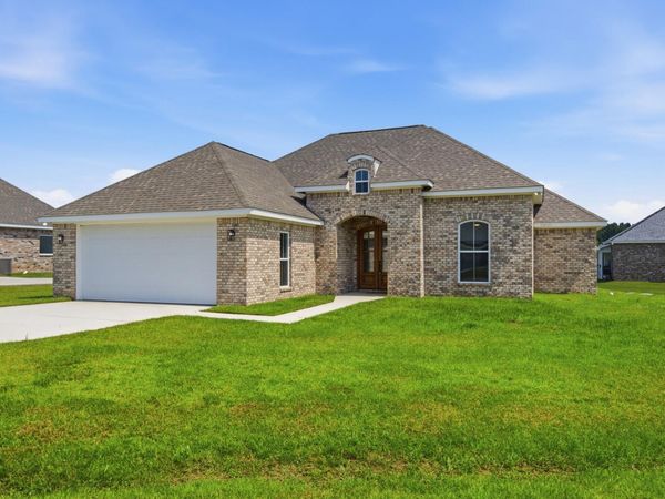 54 Berwick, Petal, MS 39465