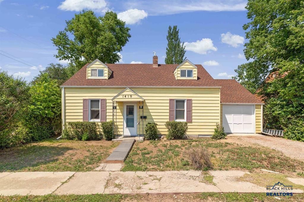 1410 Baltimore Ave, Hot Springs, SD 57747 Main Photo