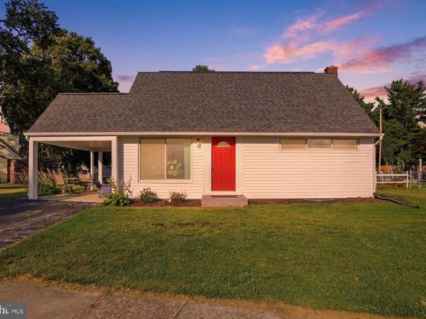141 STONY BROOK DRIVE, YORK, PA 17402