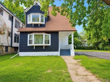392 Leroy Avenue , Buffalo, NY 14214