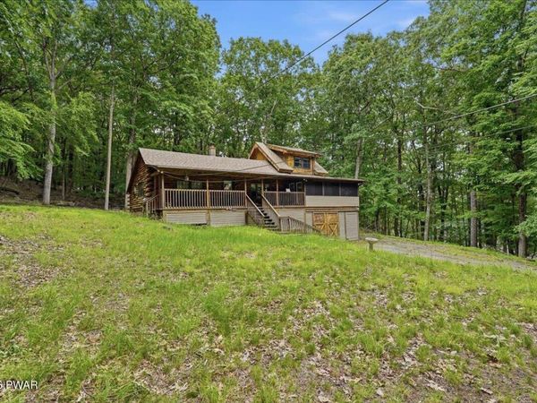 105 Alta Lane, Tafton, PA 18464