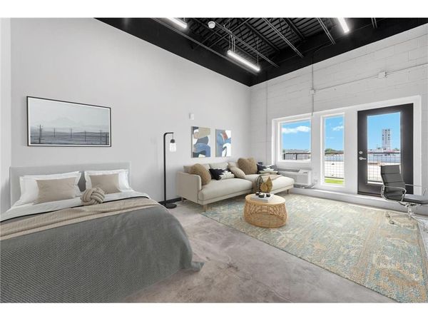 801 SE 9th Street , Unit 220, Minneapolis, MN 55414