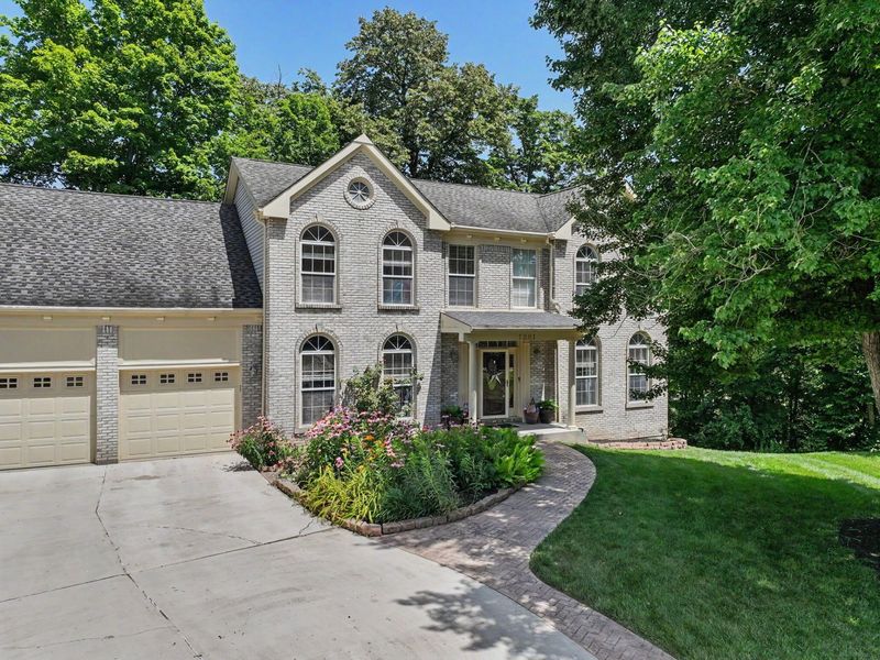 7001 Shadetree Court, Florence, KY 41042 Photo 2