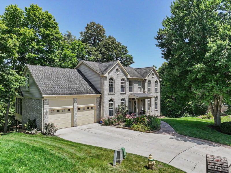 7001 Shadetree Court, Florence, KY 41042 Photo 3