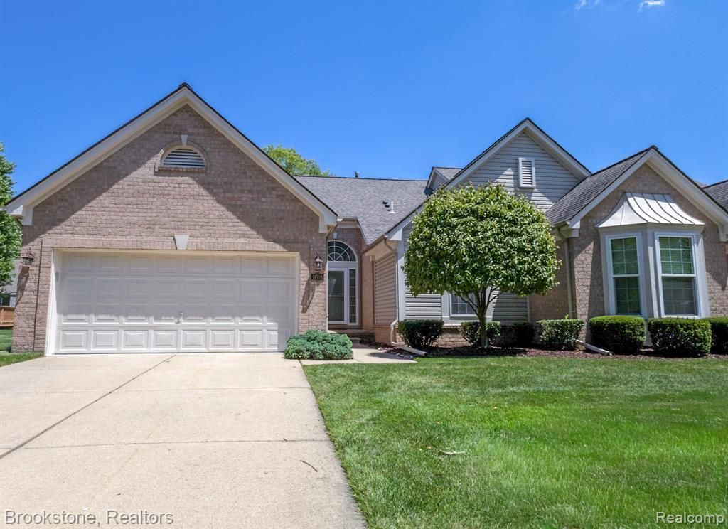 44138 Kendyl, Sterling Heights, MI 48314 Main Photo
