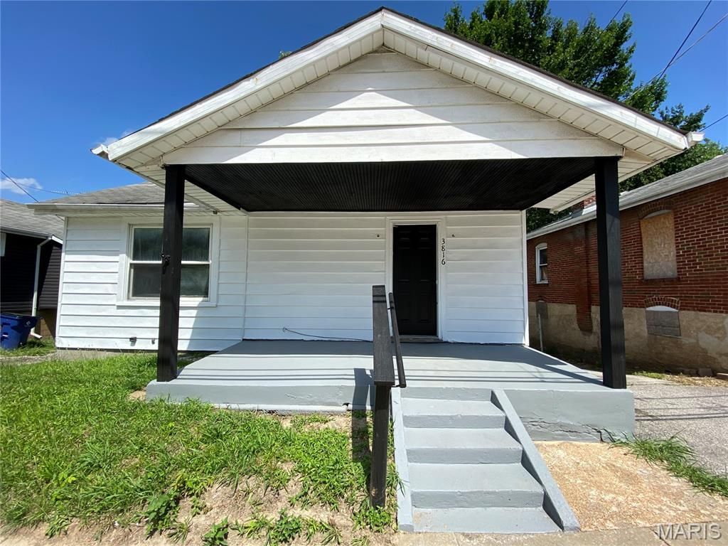 3816 N Hanley Road , Unincorporated, MO 63121 Main Photo