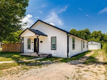 2805 Springdale Road, Fort Worth, TX 76111
