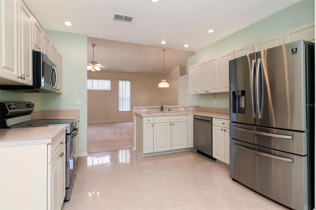 10029 Brookdale Drive , New Port Richey, FL 34655 Photo