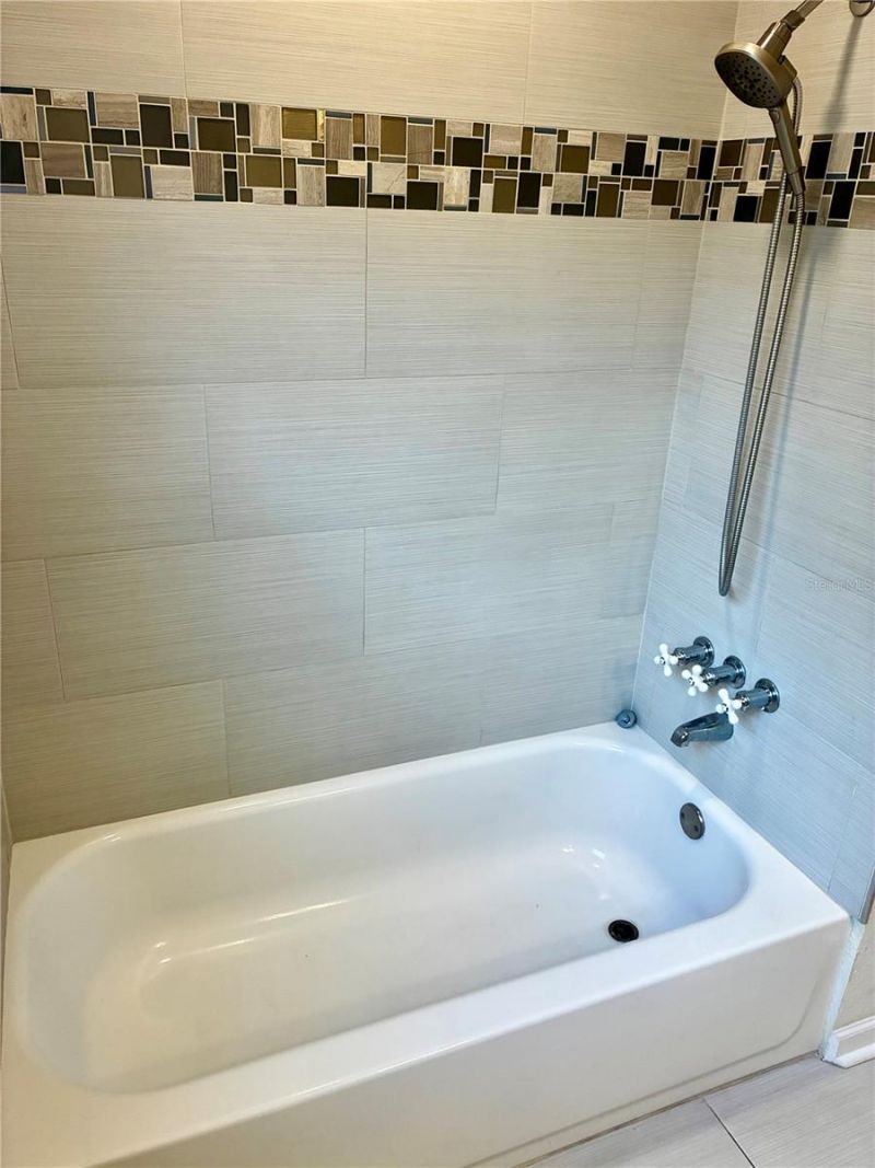 810 52nd Avenue N, Saint Petersburg, FL 33703 Photo