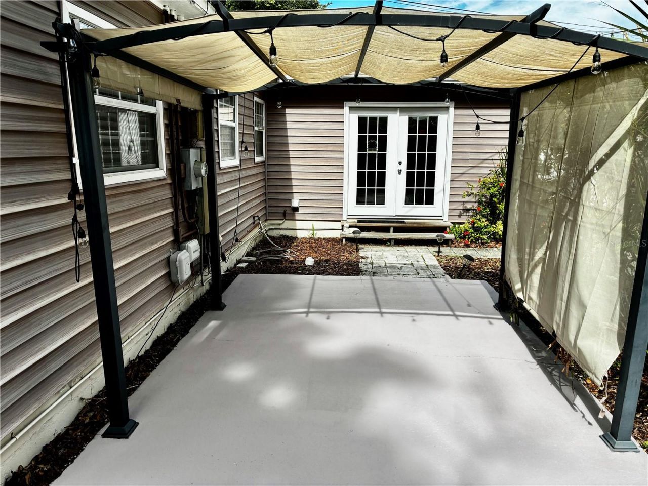 810 52nd Avenue N, Saint Petersburg, FL 33703 Photo