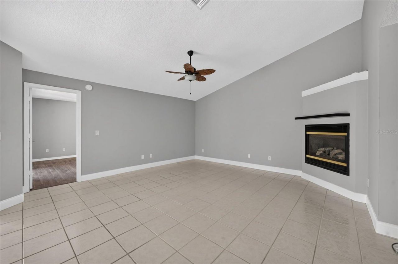 8052 S Cadiz Court , Orlando, FL 32836 Photo