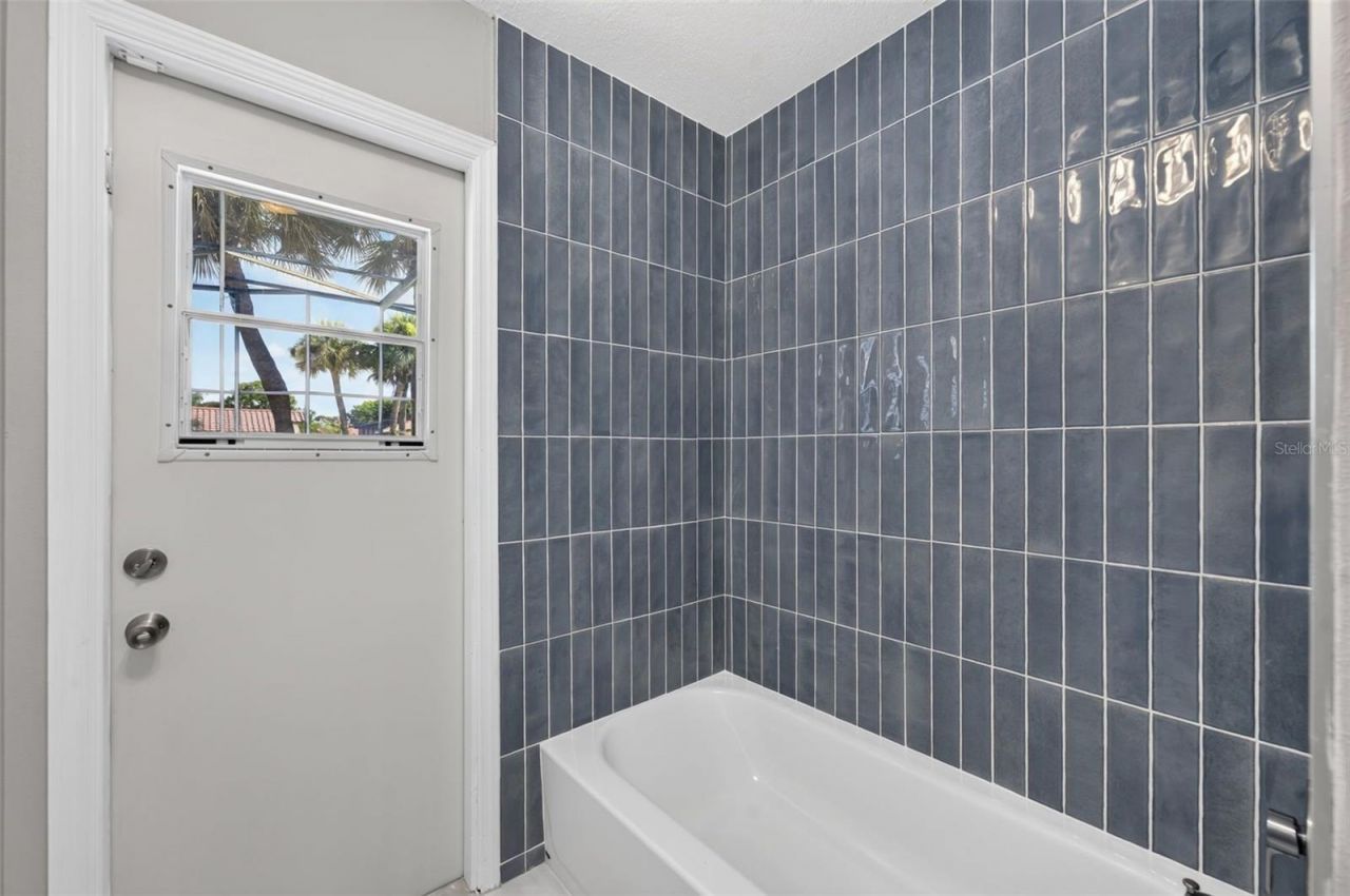8052 S Cadiz Court , Orlando, FL 32836 Photo