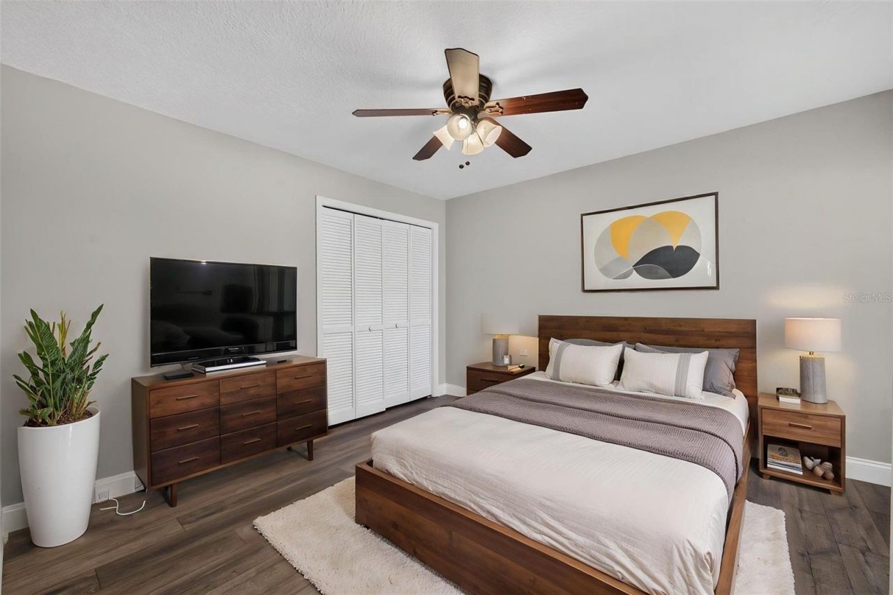 8052 S Cadiz Court , Orlando, FL 32836 Photo