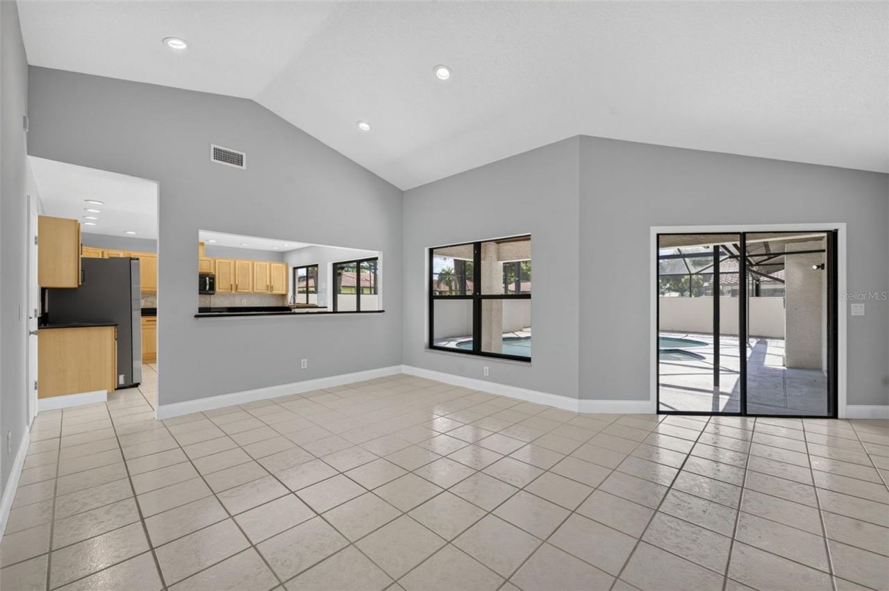 8052 S Cadiz Court , Orlando, FL 32836 Photo