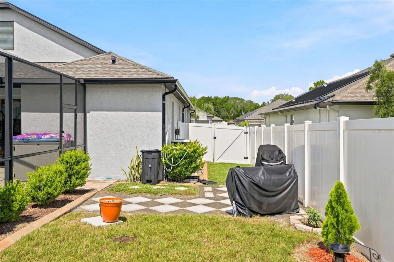 652 Tierra Drive, Spring Hill, FL 34609 Photo
