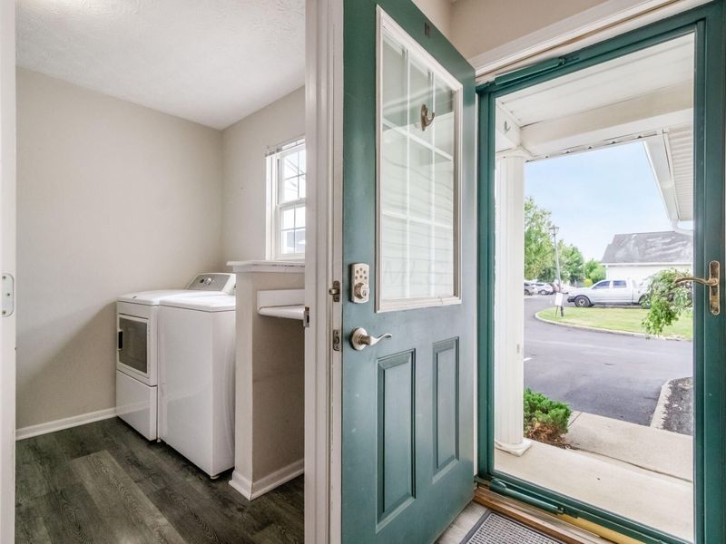 4726 Parrau Drive, Unit 58B, Columbus, OH 43228 Photo 4