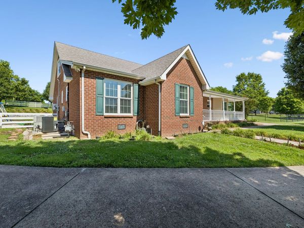 433 Bonnie Valley Dr , Lebanon, TN 37087
