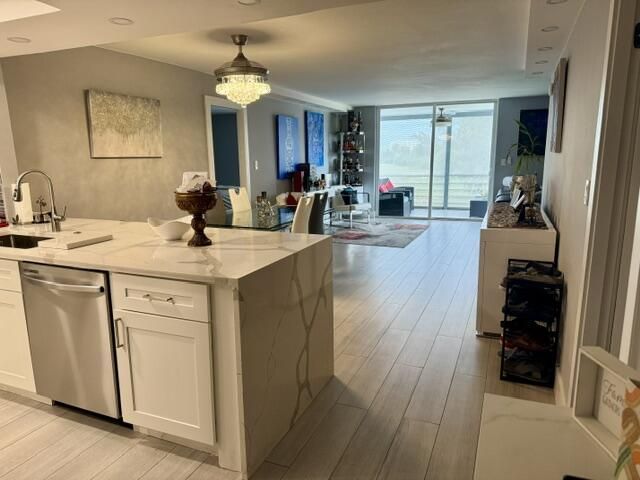 6100 NW 2nd Avenue, Unit 329, Boca Raton, FL 33487 Photo