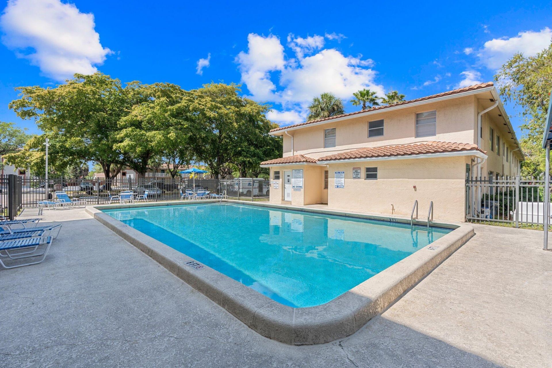 3230 NW 102nd Terrace, Unit 108-f, Coral Springs, FL 33065 Photo