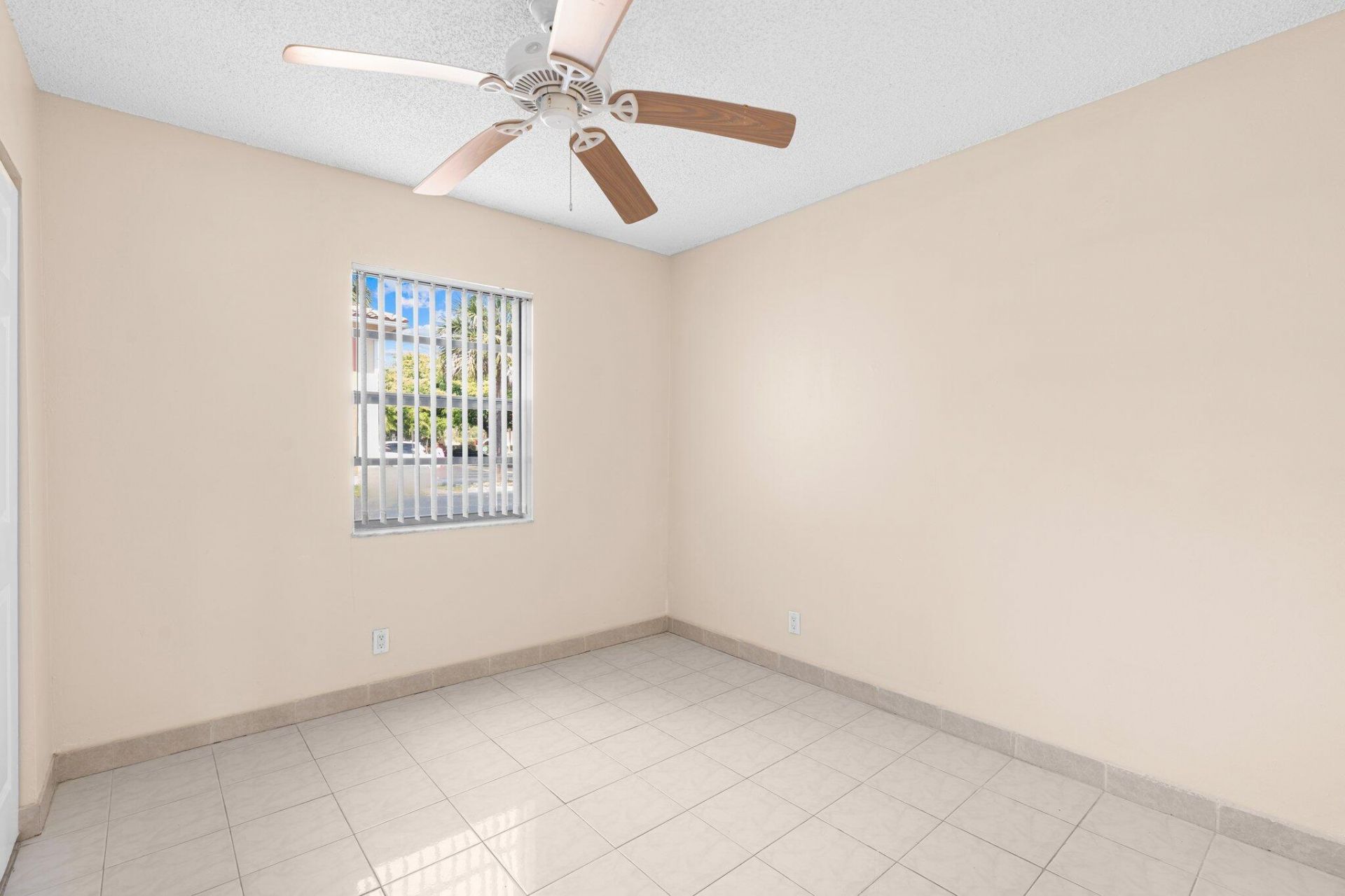 3230 NW 102nd Terrace, Unit 108-f, Coral Springs, FL 33065 Photo