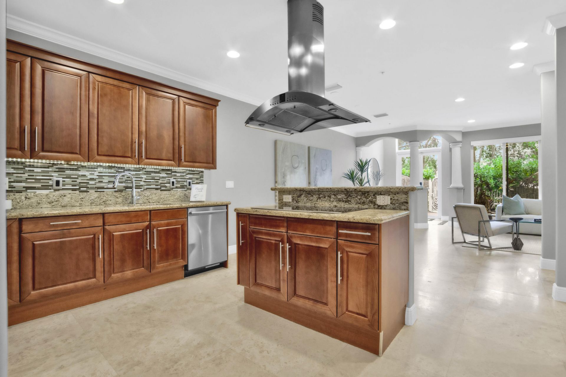 1362 Bayview Drive, Fort Lauderdale, FL 33304 Photo