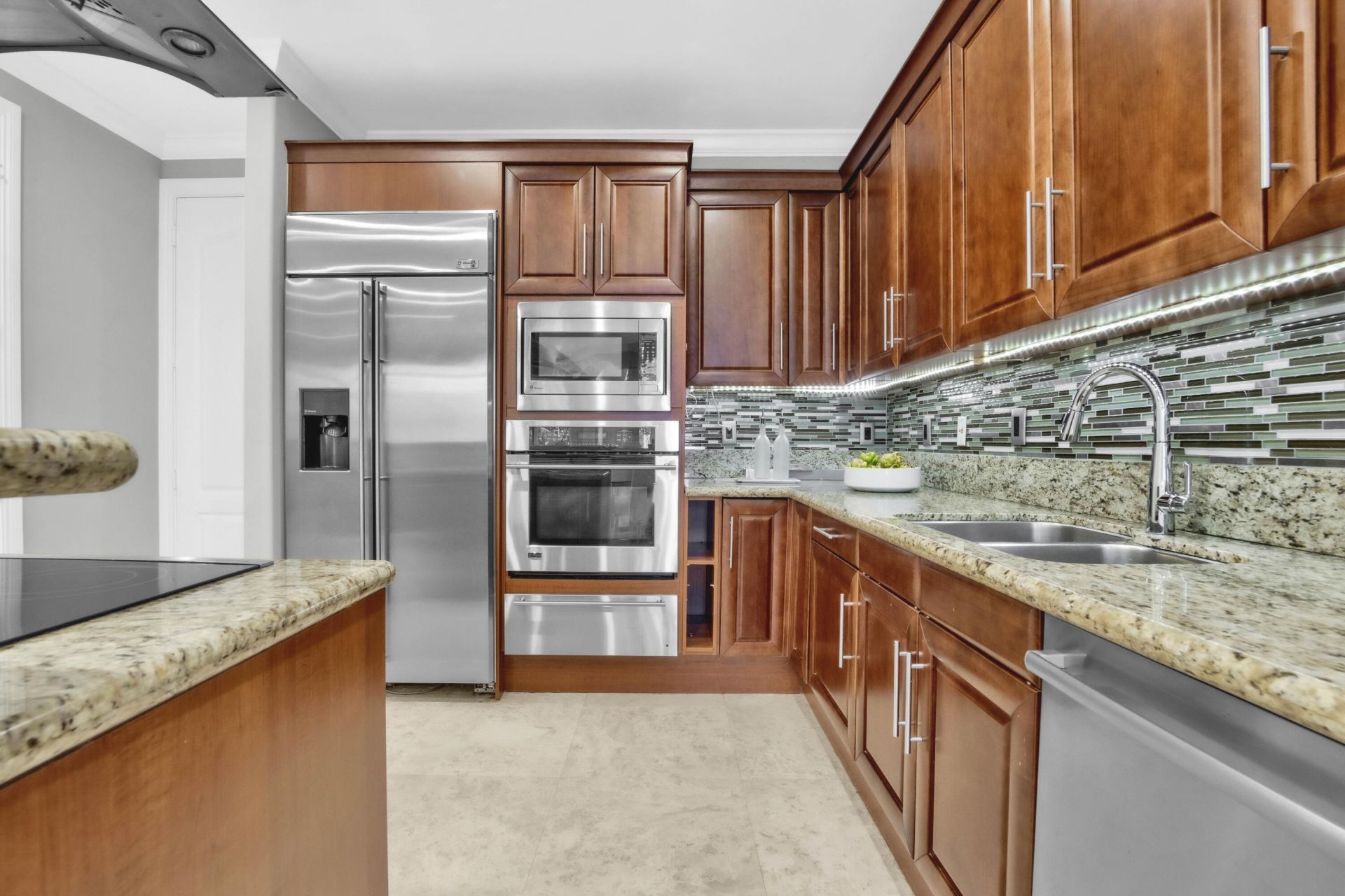 1362 Bayview Drive, Fort Lauderdale, FL 33304 Photo