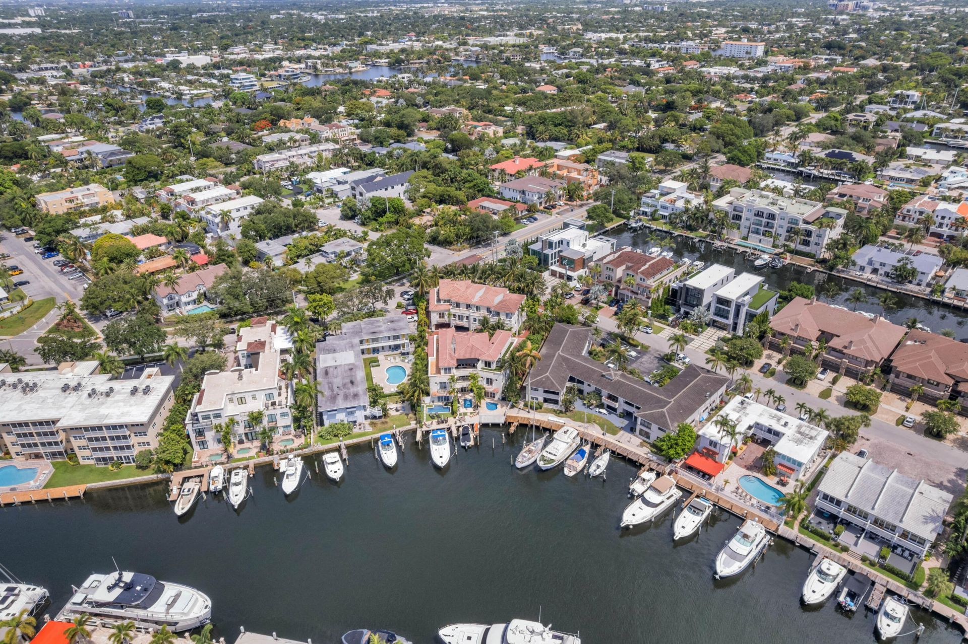 1362 Bayview Drive, Fort Lauderdale, FL 33304 Photo