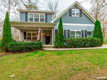 3680 Wilson Avenue, Signal Mountain, TN 37377