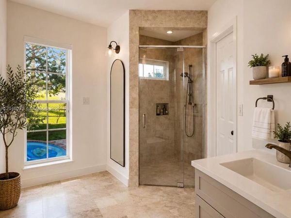 4740 N 31st Ct , Hollywood, FL 33021