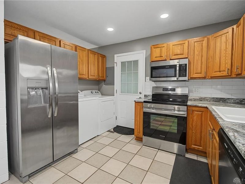 5041 Glouster Avenue, Dayton, OH 45431 Photo 14