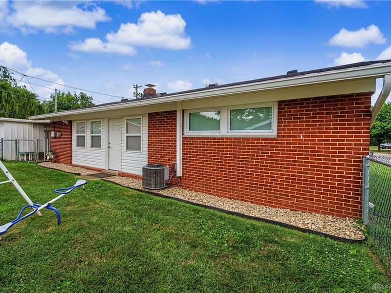 5041 Glouster Avenue, Dayton, OH 45431 Photo 27